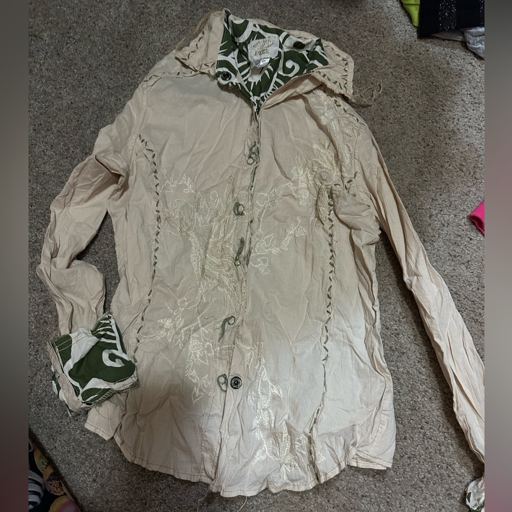 Never worn.